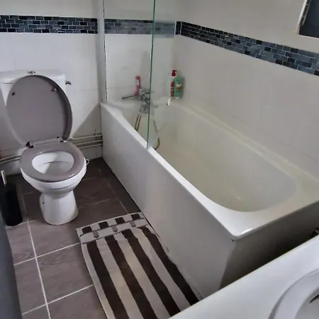 Maison Cosy, Proche Rouen Avec Terrasse-à 10 Min Du Centre Appartamento