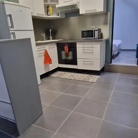 Appartamento Maison Cosy, Proche Rouen Avec Terrasse-à 10 Min Du Centre